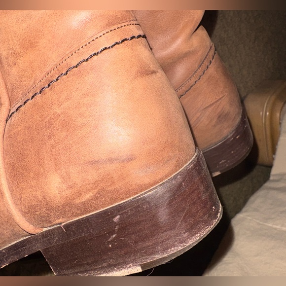 CHANEL CC CLAIR LEATHER TALL RIDING BOOTS sz 38 pre loved - Picture 9 of 16